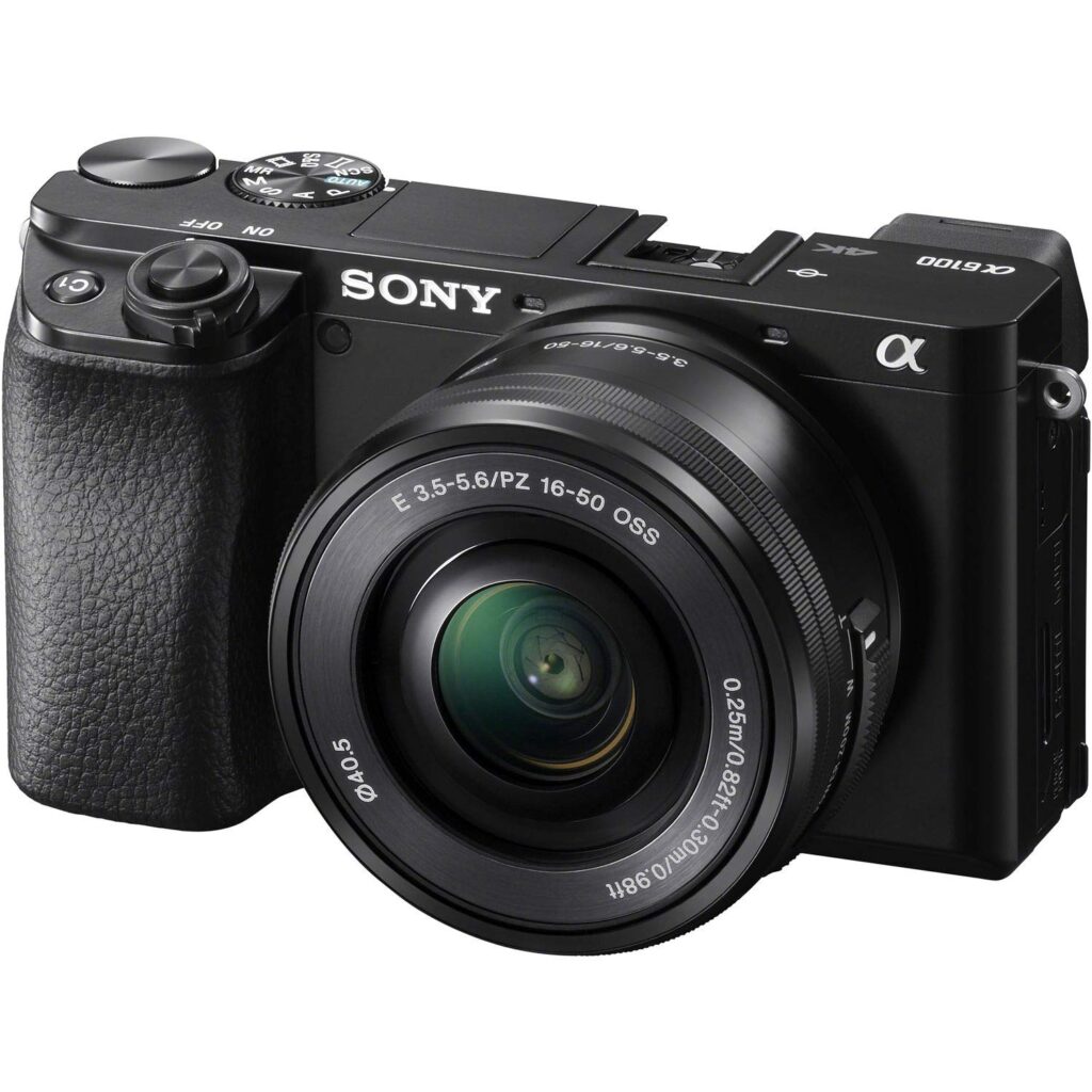 Câmera Sony Alpha A6100 | Lente 16-50mm | Sensor APS-C | Mirrorless